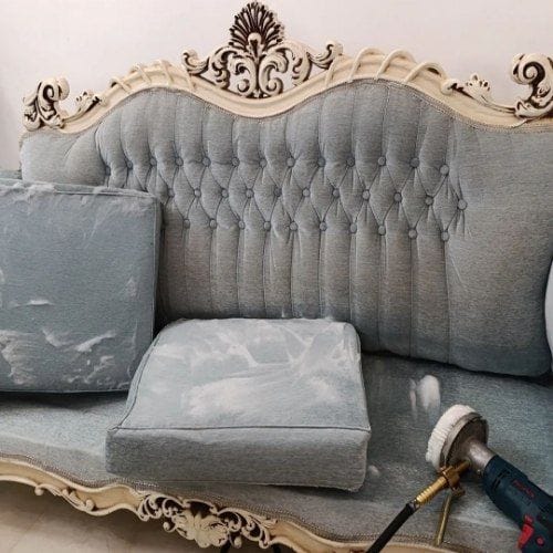 فرآیند تمیز کردن مبلمان با دستگاه مبل شویی در منزل فرآیند تمیز کردن مبلمان با دستگاه مبل شویی در منزل