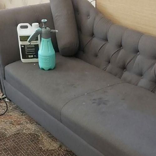 روش پاک کردن لکه های چربی روغن از روی مبل روش پاک کردن لکه های چربی روغن از روی مبل